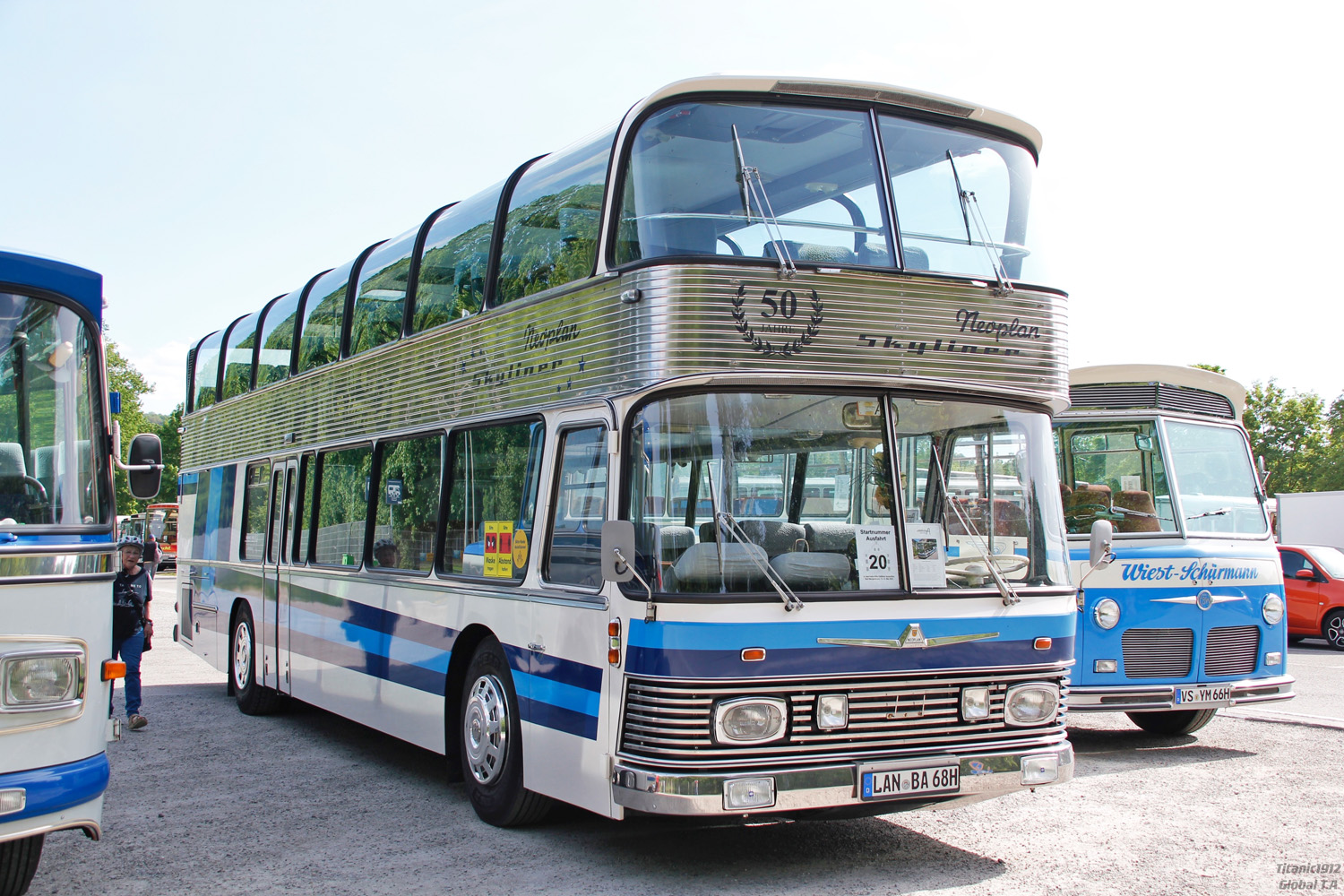 Бавария, Neoplan (старая нумерация) № LAN-BA 68H