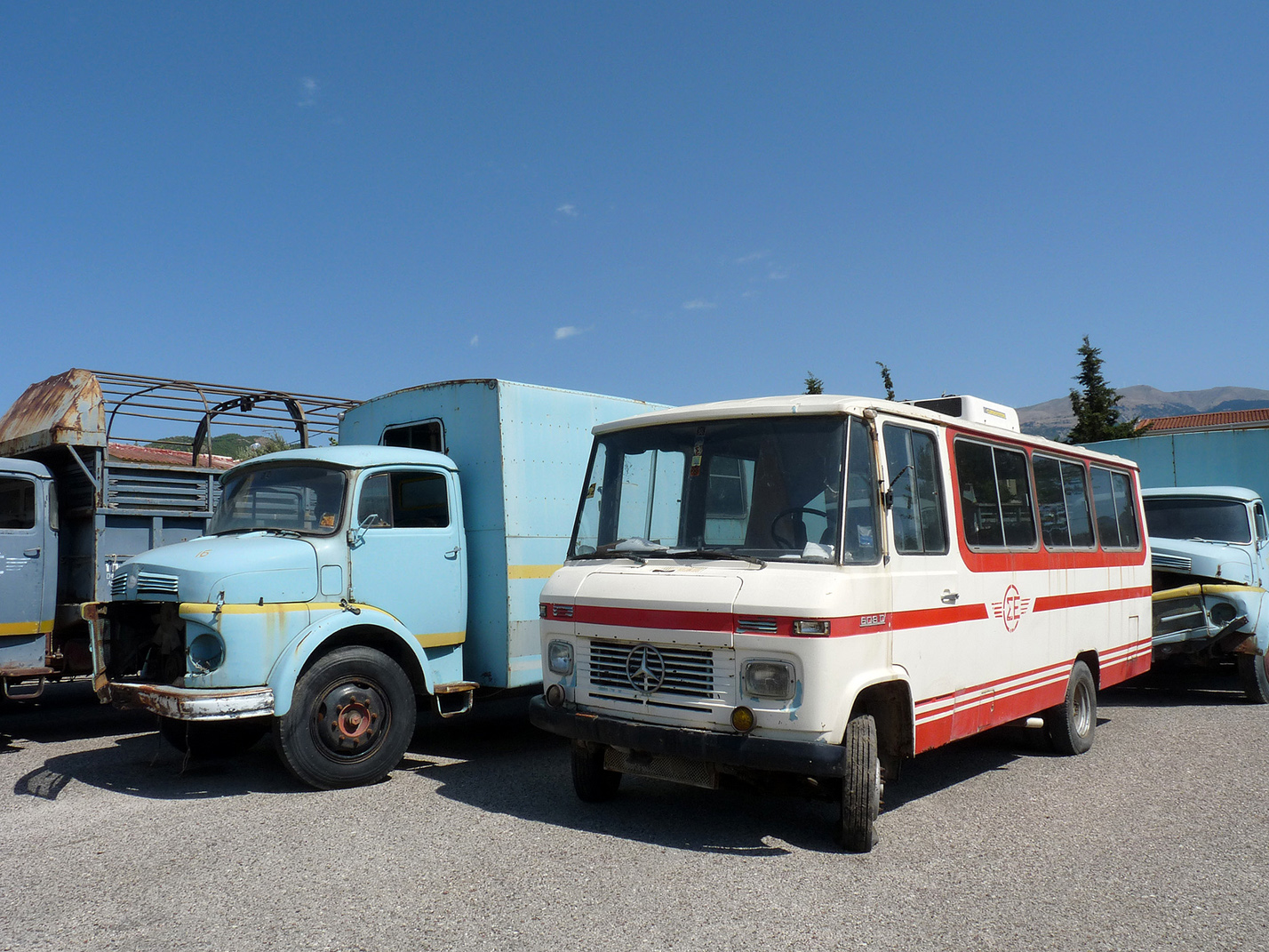 Греция — Παροπλισμένα και εγκαταλελειμμένα λεωφορεία