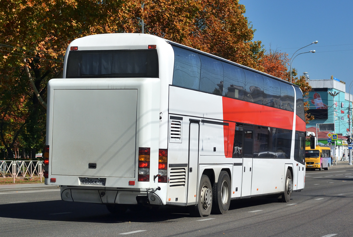 Московская область, Neoplan N122/3L Skyliner № Е 050 СК 799