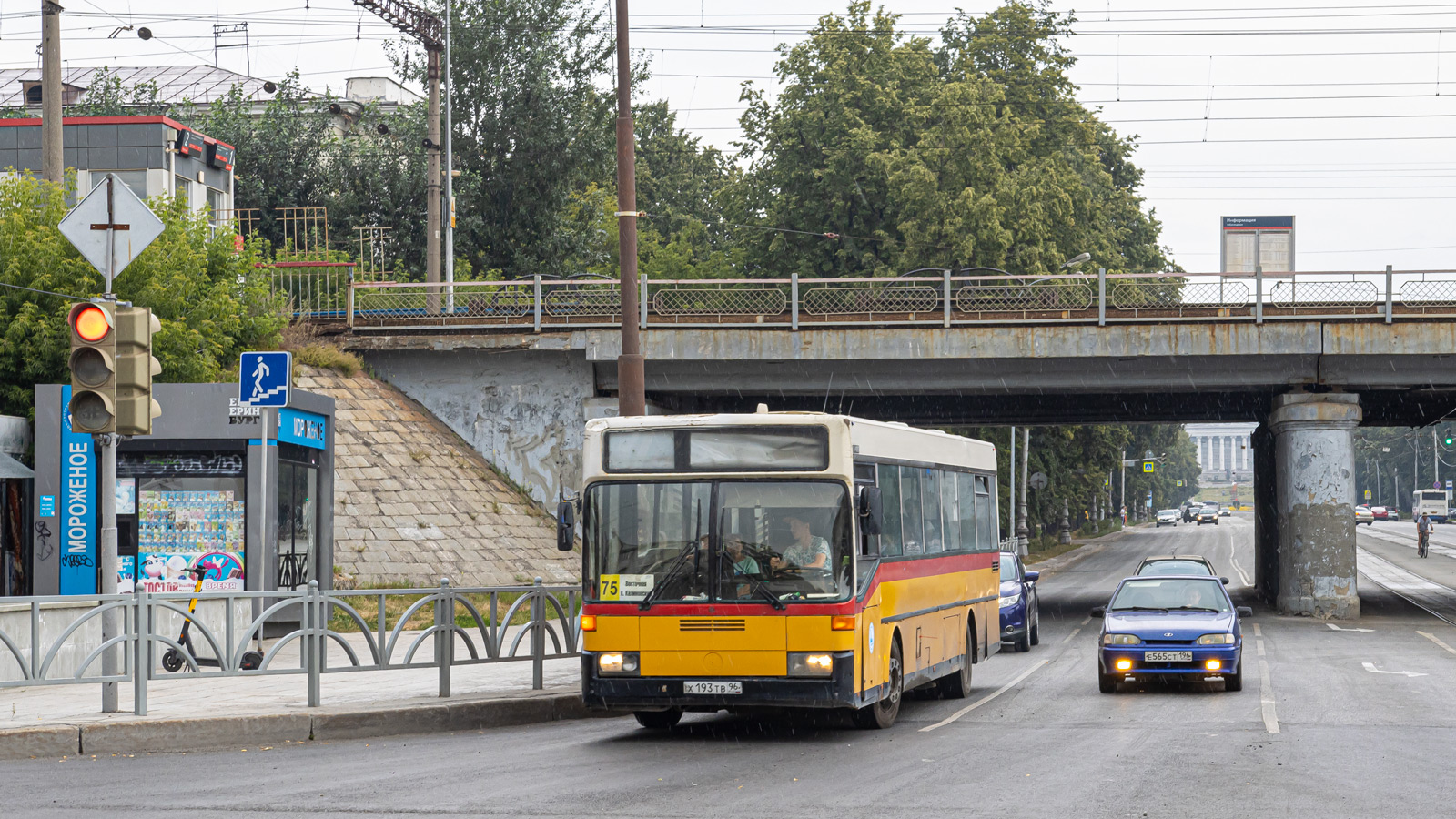 Sverdlovsk region, Mercedes-Benz O405 č. Х 193 ТВ 96