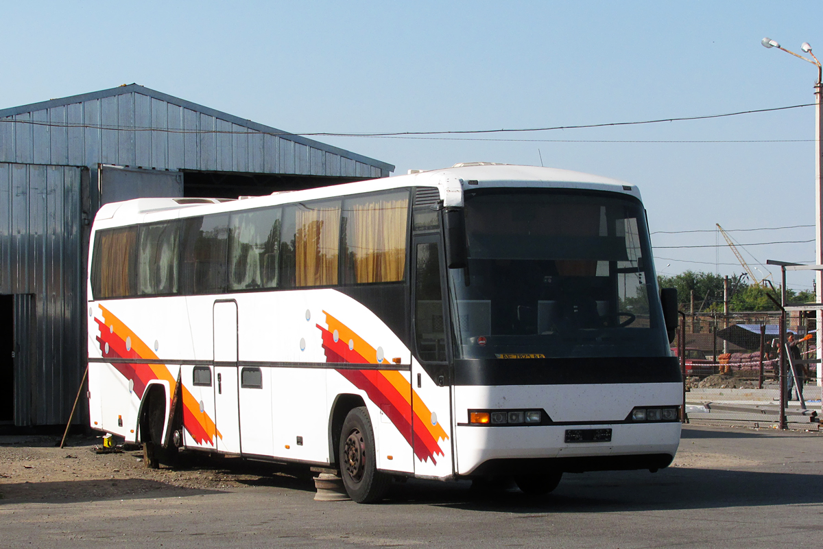 Dnepropetrovsk region, Neoplan N316SHD Transliner Nr. AE 7821 AA