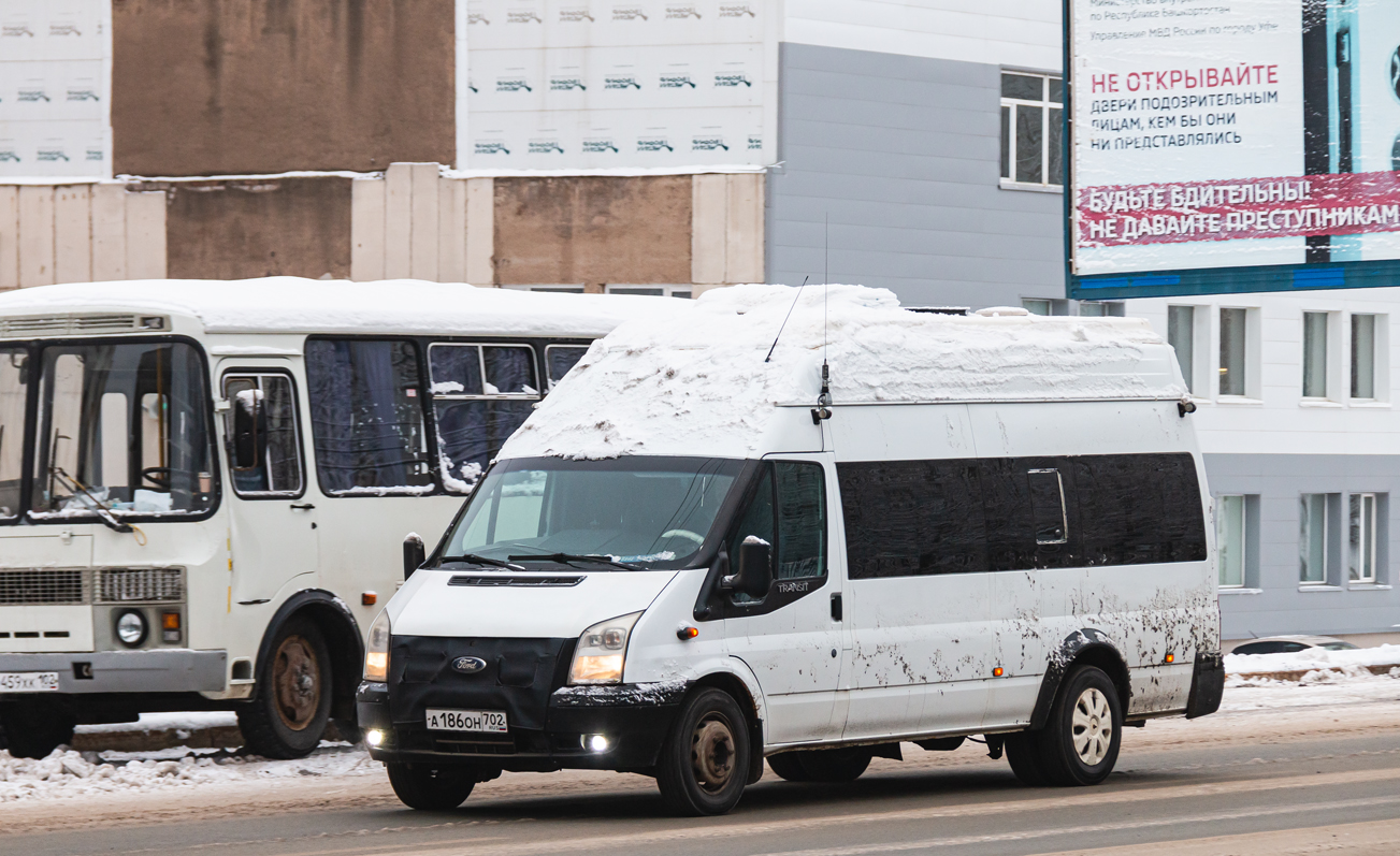 Башкортостан, Нижегородец-222708  (Ford Transit) № А 186 ОН 702