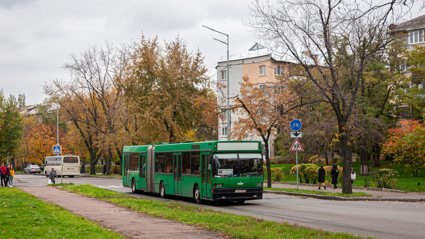 Киев, МАЗ-105.060 № 4692