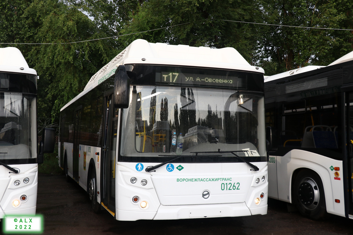 Воронежская область, ЛиАЗ-5292.67 (CNG) № 01262