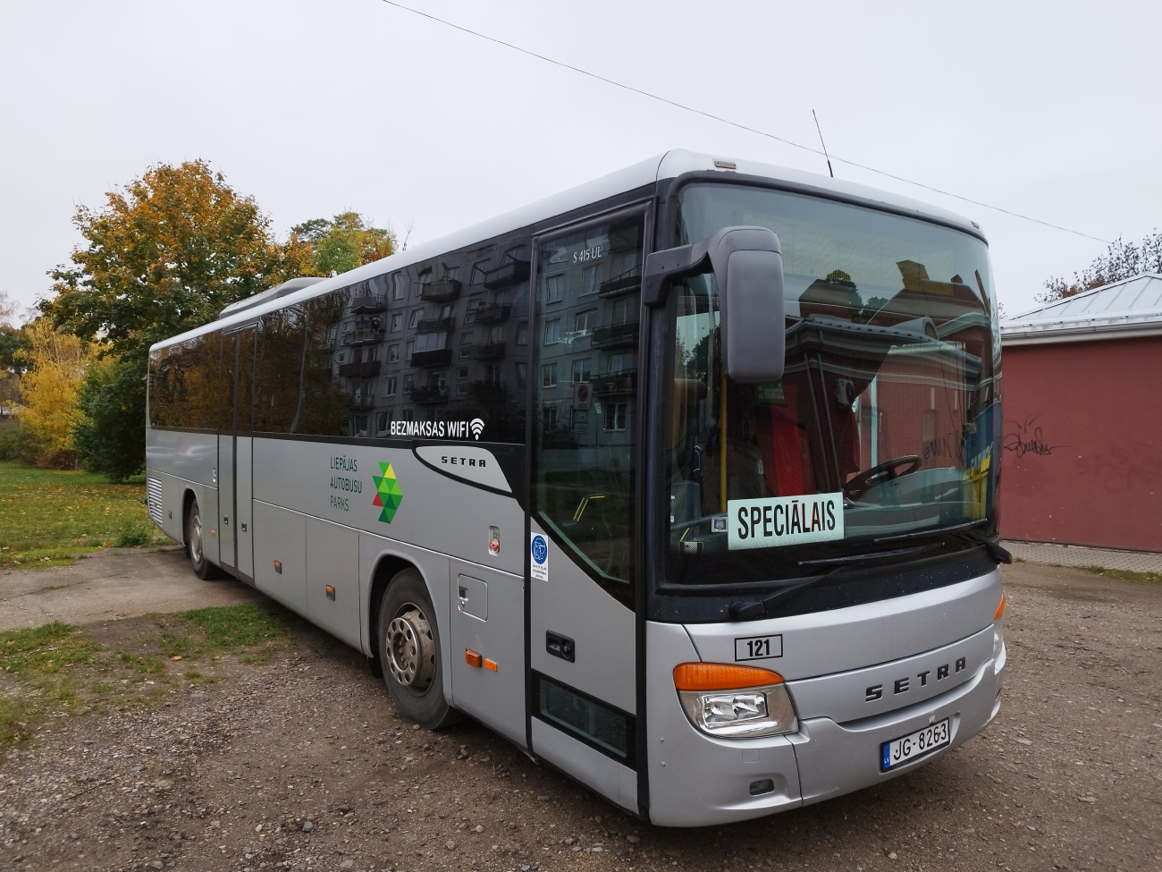 Латвия, Setra S415UL № 121