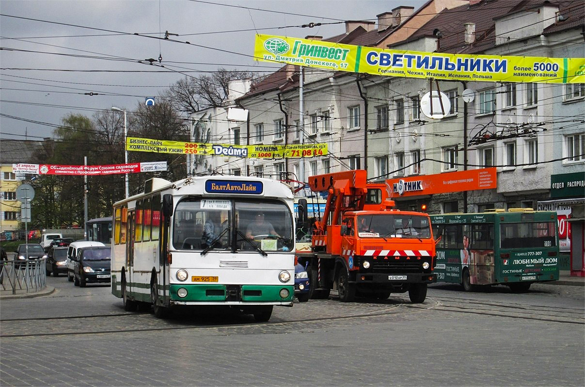 Калининградская область, Mercedes-Benz O305 № 208