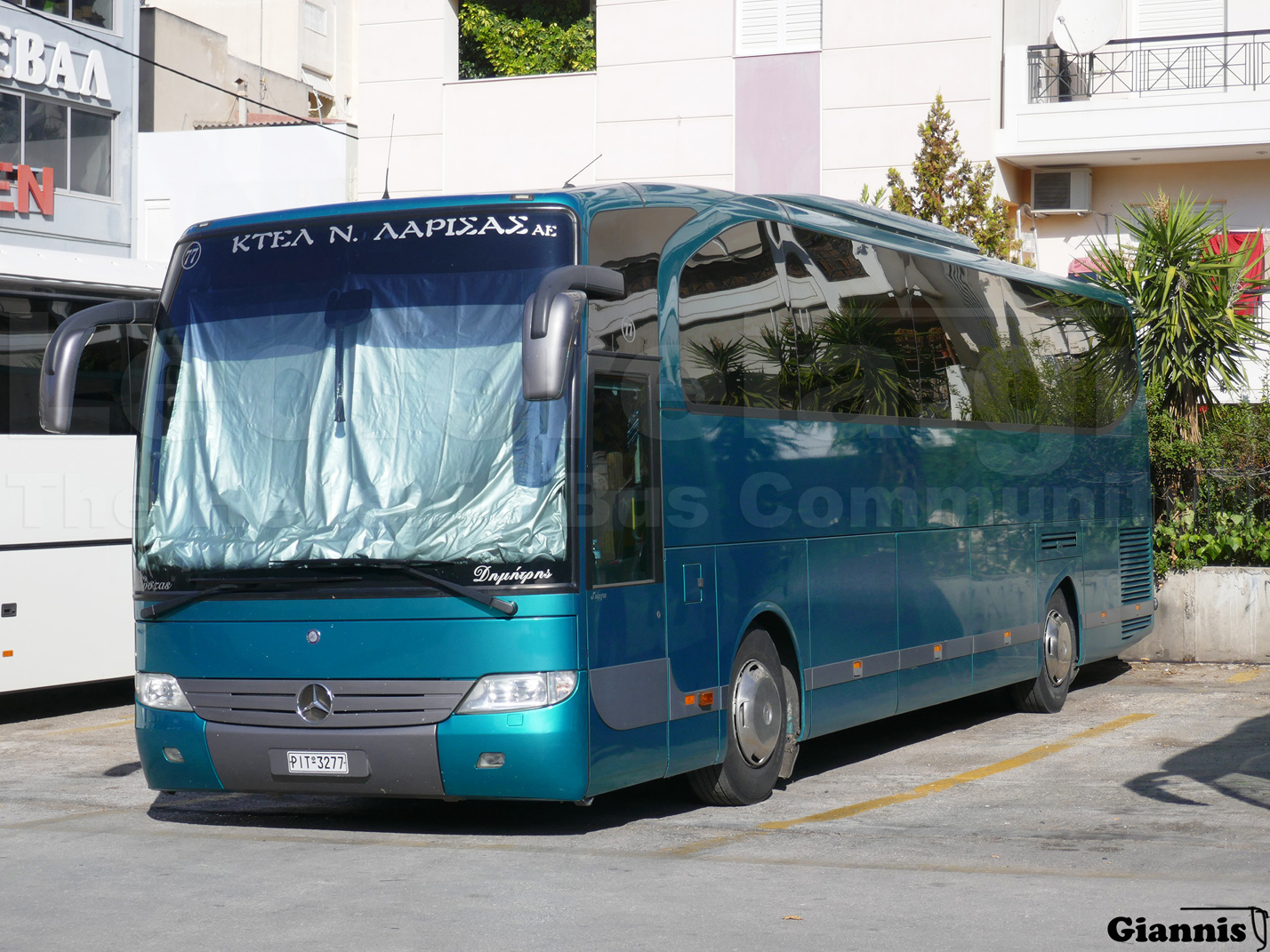 Griechenland, Mercedes-Benz O580-15RHD Travego Nr. 77