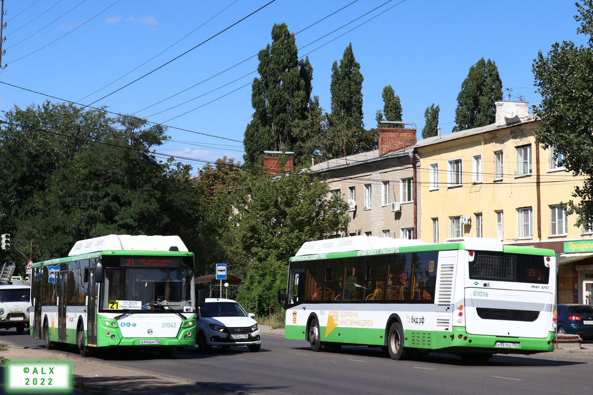 Воронежская область, ЛиАЗ-5292.67 (CNG) № 01062; Воронежская область, ЛиАЗ-5292.67 (CNG) № 01016