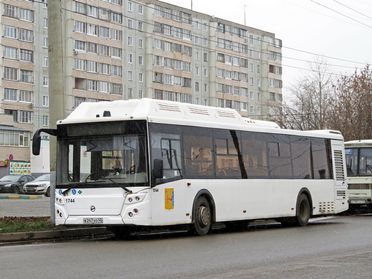 Кировская область, ЛиАЗ-5292.67 (CNG) № х744