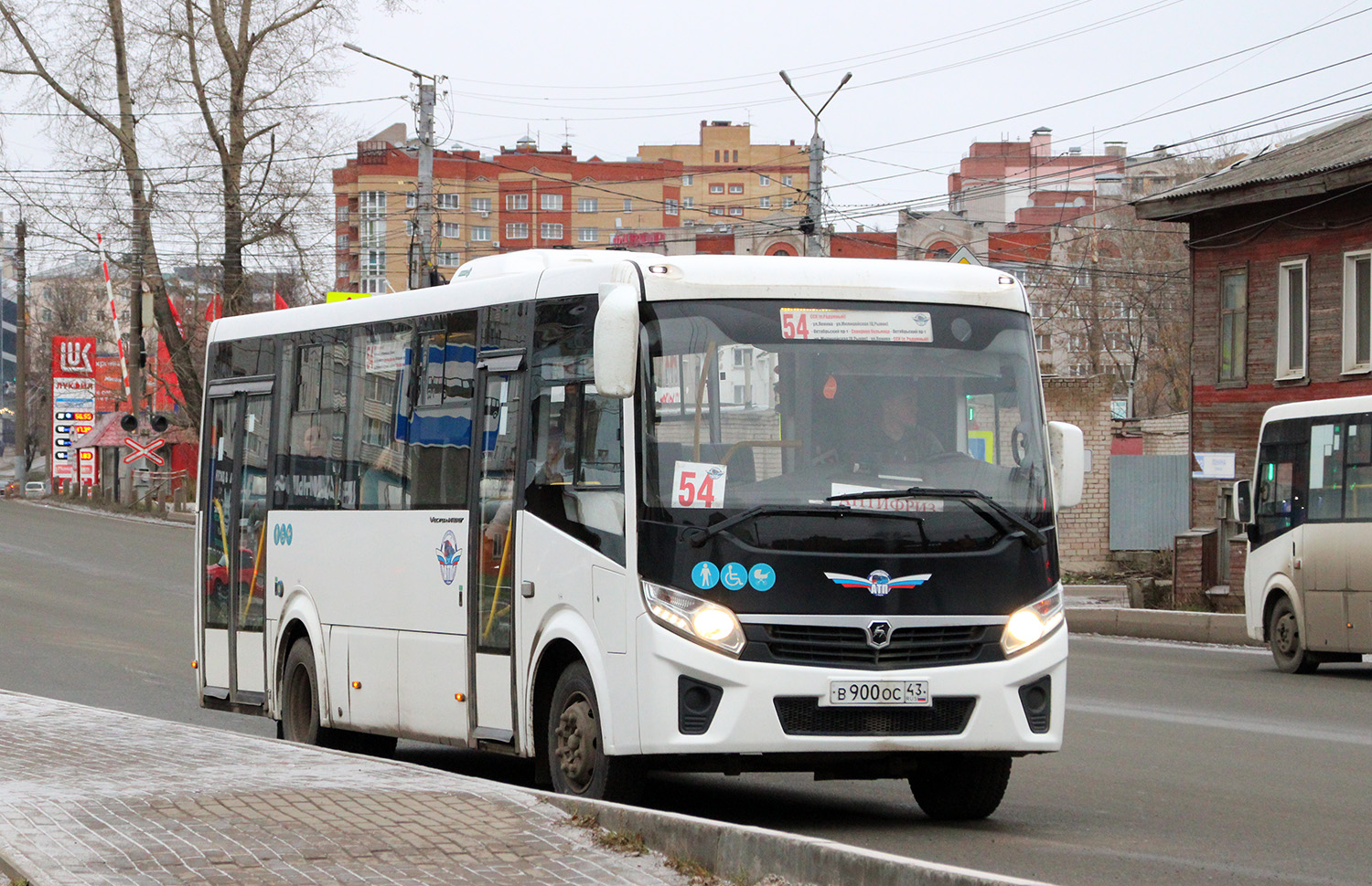 Кировская область, ПАЗ-320415-04 "Vector Next" № В 900 ОС 43