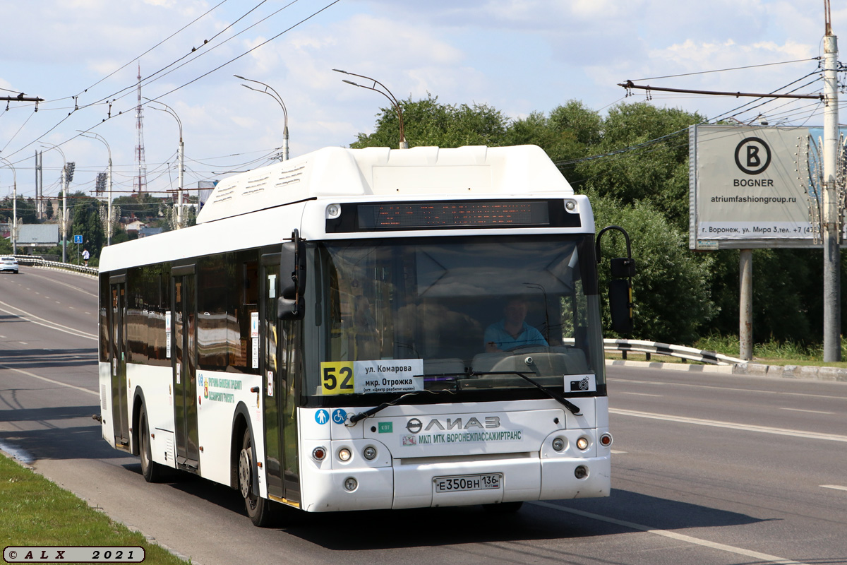 Воронежская область, ЛиАЗ-5292.67 (CNG) № Е 350 ВН 136