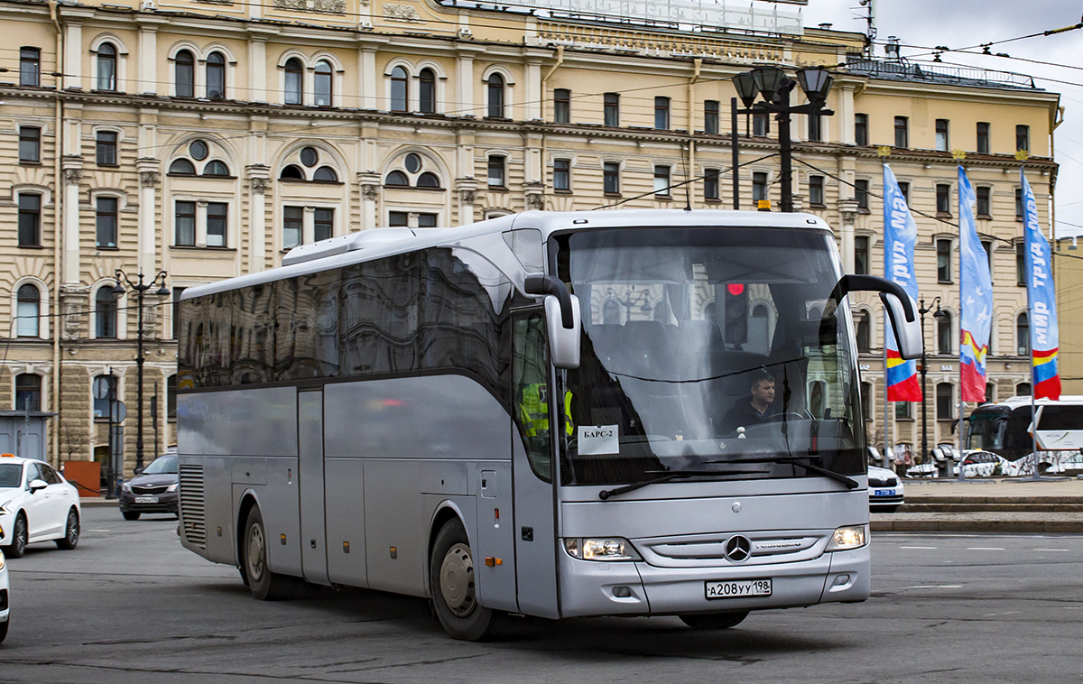 Saint Petersburg, Mercedes-Benz Tourismo II 15RHD # А 208 УУ 198