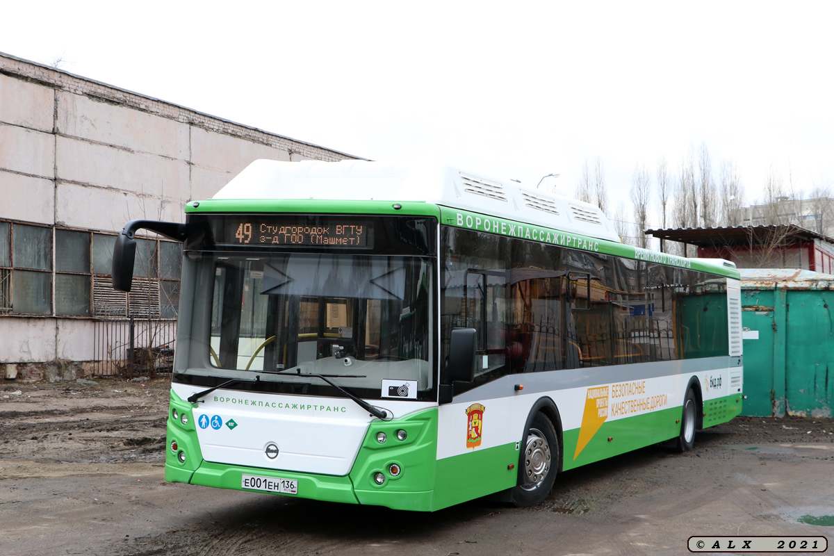 Воронежская область, ЛиАЗ-5292.67 (CNG) № Е 001 ЕН 136