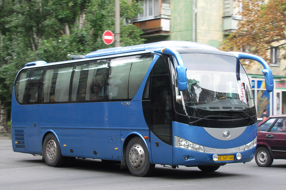 Днепропетровская область, Yutong ZK6831HE № AE 5601 AA