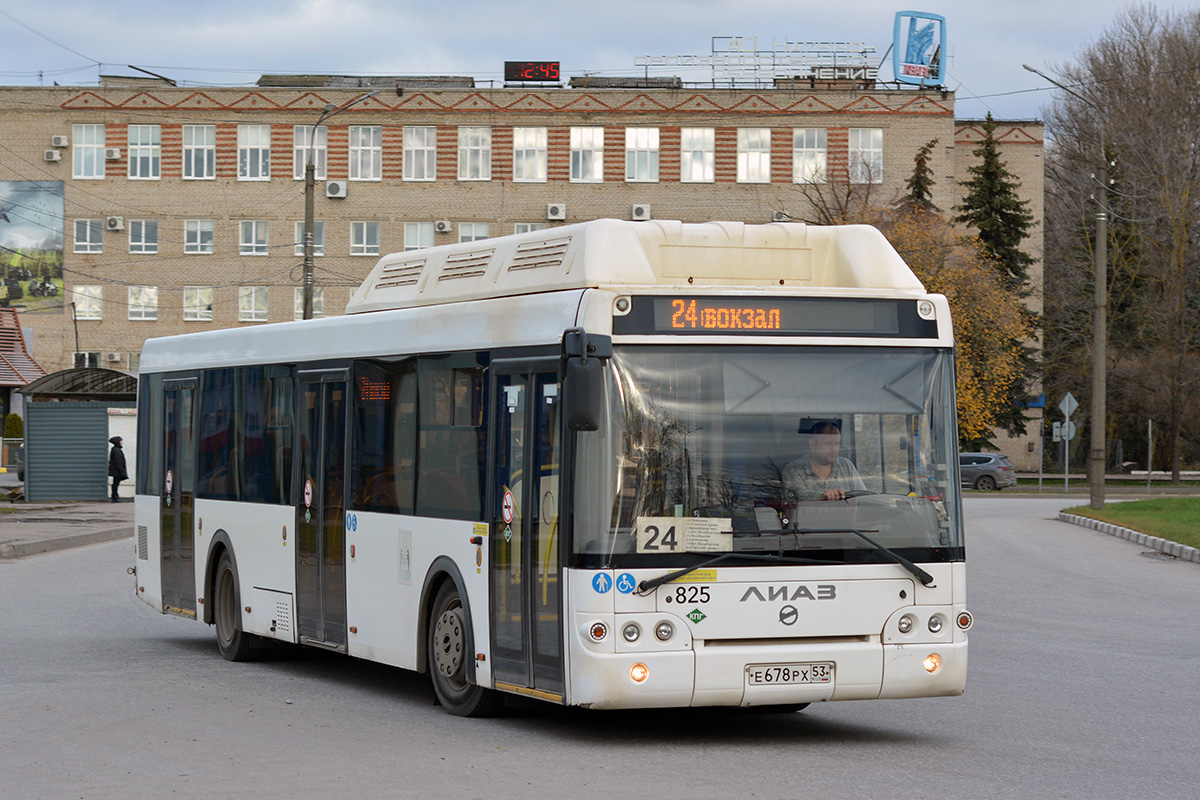 Новгородская область, ЛиАЗ-5292.67 (CNG) № 825