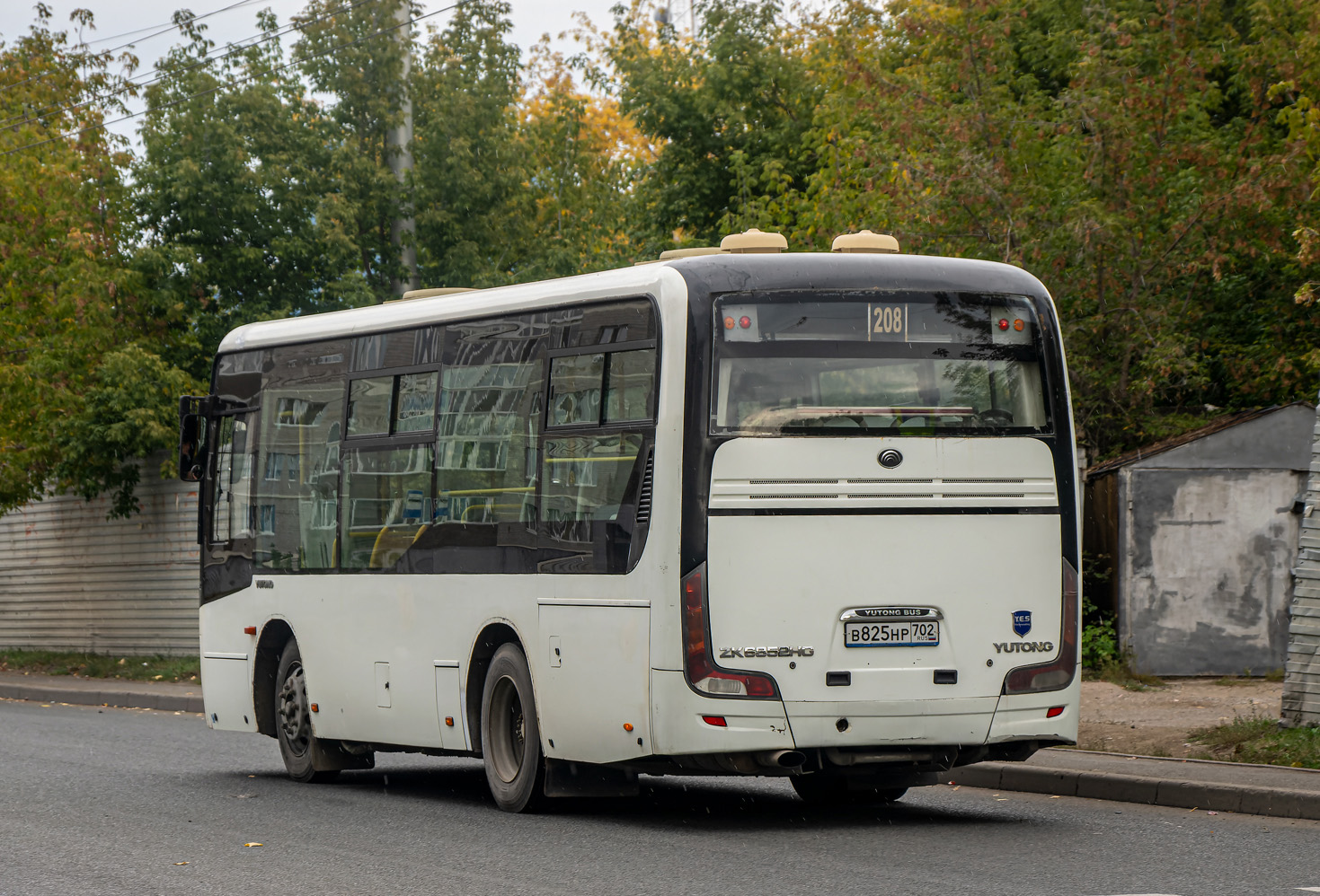 Башкортостан, Yutong ZK6852HG № В 825 НР 702