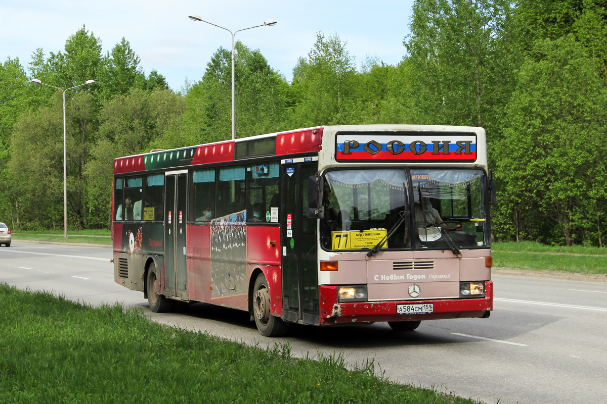 Пермский край, Mercedes-Benz O405 № А 584 СМ 159