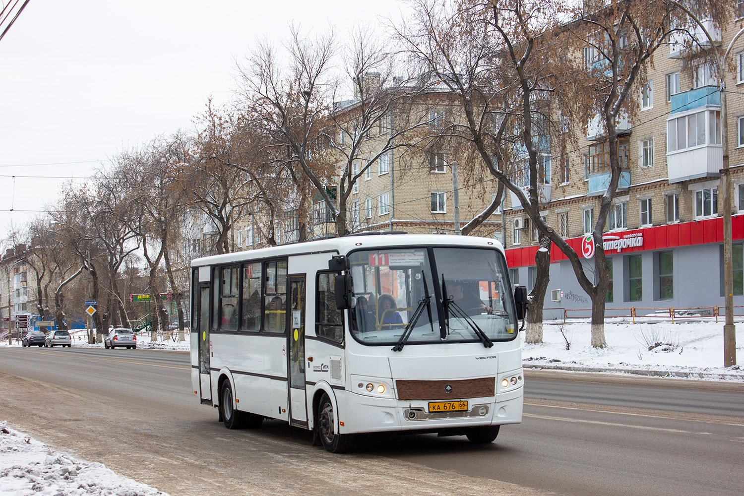 Свердловская область, ПАЗ-320412-04 "Вектор" № КА 676 66