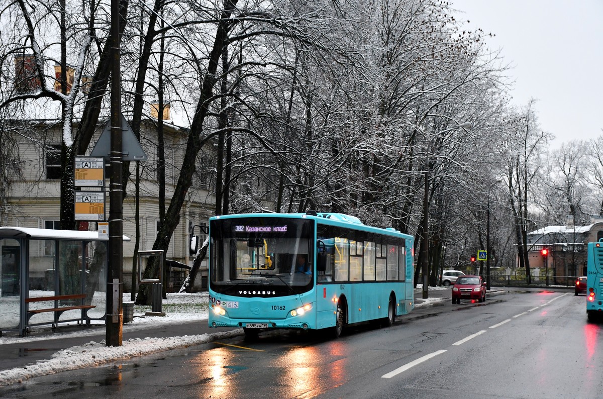 Sankt Peterburgas, Volgabus-5270.G2 (LNG) Nr. 10162