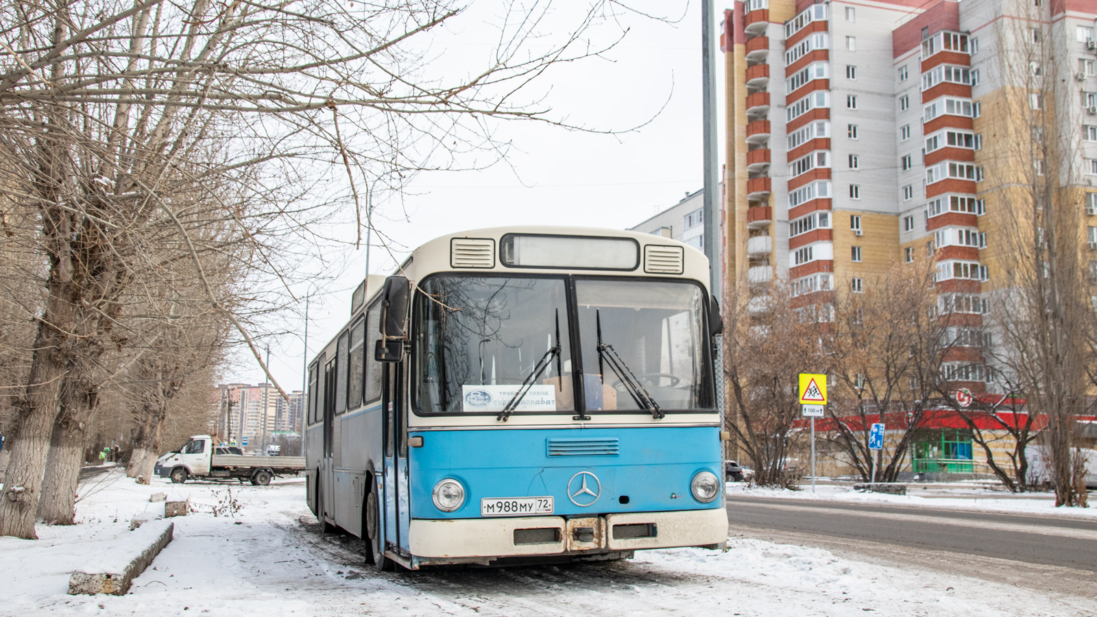 Тюменская область, Mercedes-Benz O305 № М 988 МУ 72