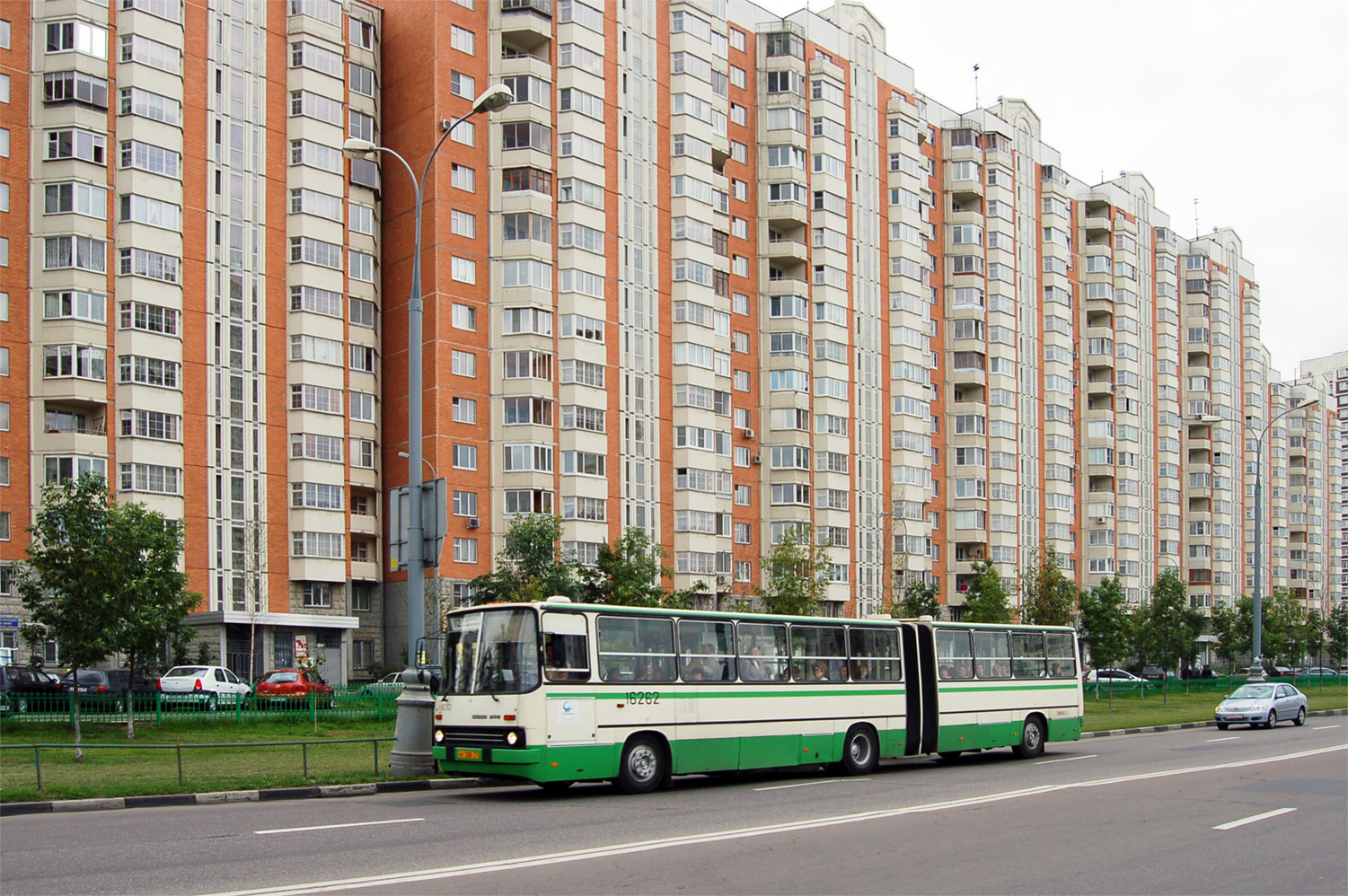 Москва, Ikarus 280.33M № 16262