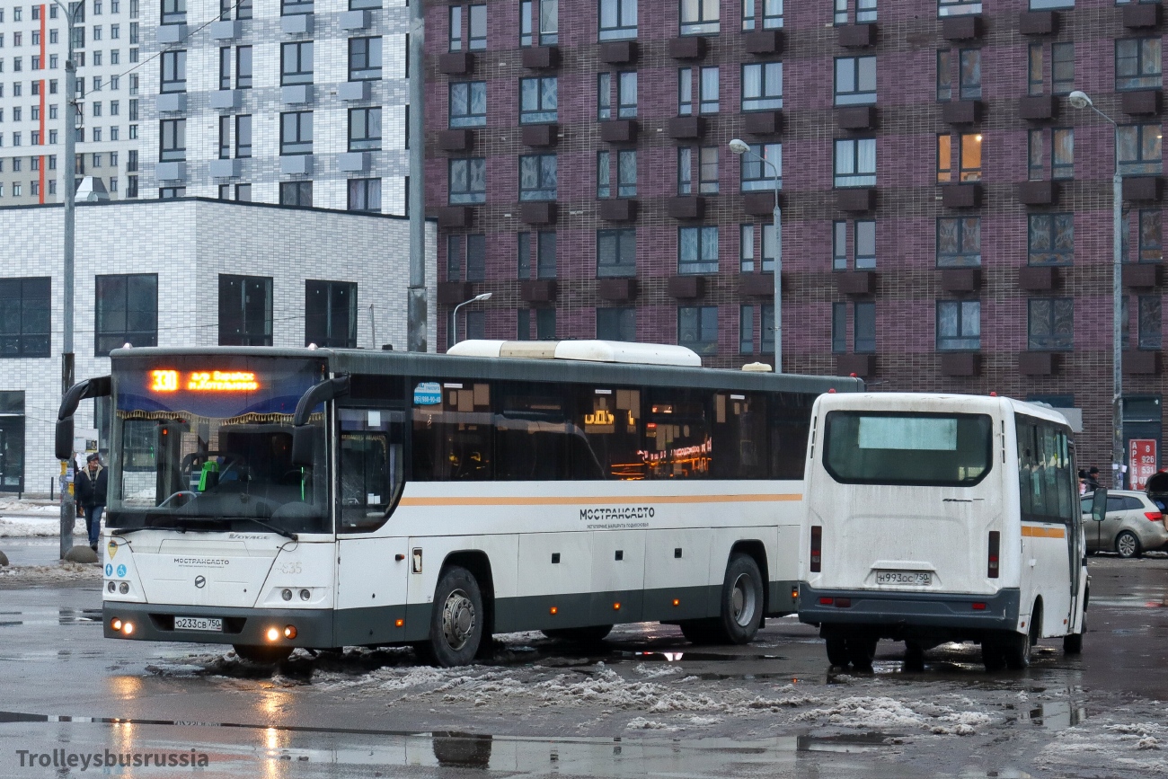 Московская область, ЛиАЗ-5250 № 027611; Московская область, ГАЗ-A64R42 Next № Н 993 ОС 750