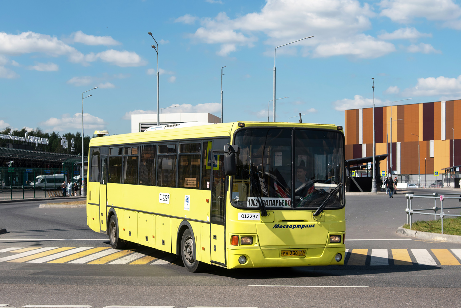 Moskau, LiAZ-5256.13 Nr. 012297