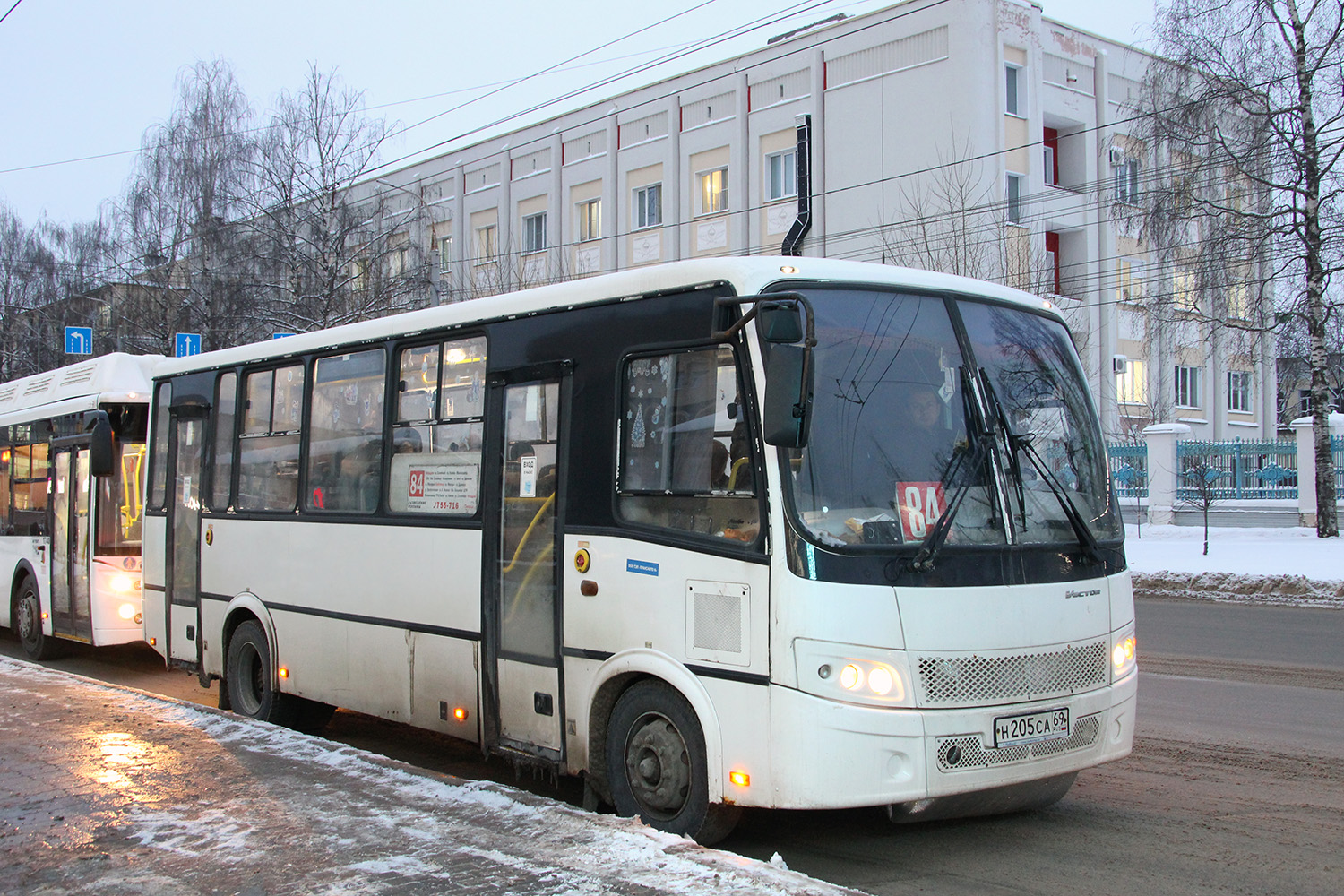 Kirovi terület, PAZ-320412-04 "Vector" sz.: Н 205 СА 69