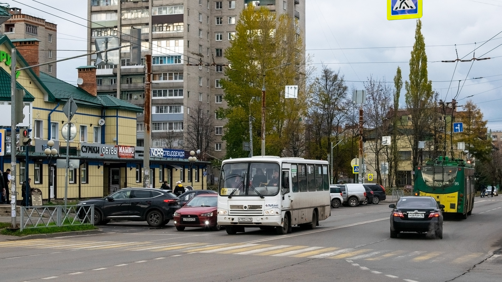 Ярославская область, ПАЗ-320402-04 № К 152 РО 76