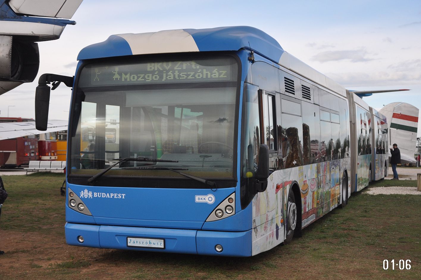 Венгрия, Van Hool New AGG300 № P-04398 21; Венгрия — IV. Ikarus Találkozó, Aeropark (2022)