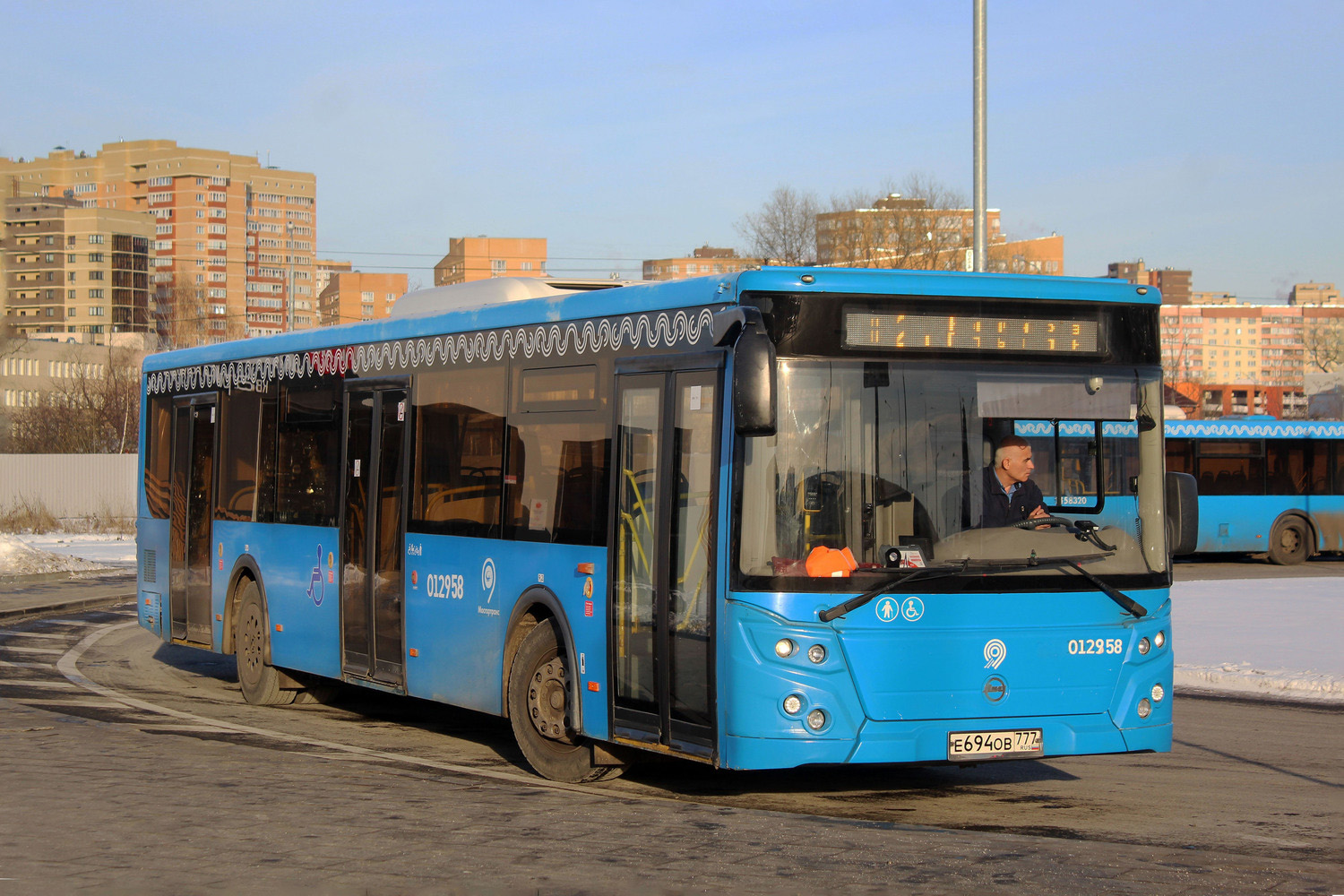 Μόσχα, LiAZ-5292.22 (2-2-2) # 012958