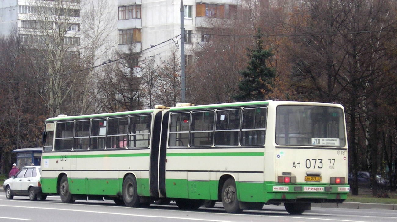 Moskwa, Ikarus 280.33M Nr 01751