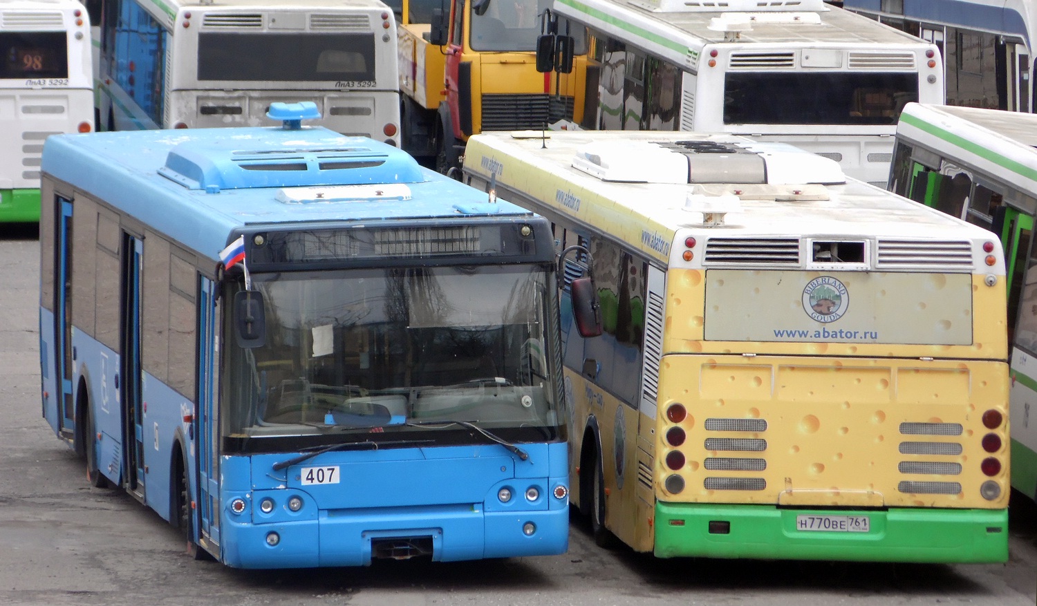 Ростовская область, ЛиАЗ-5292.22 (2-2-2) № 407; Ростовская область, ЛиАЗ-5292.21 № 718