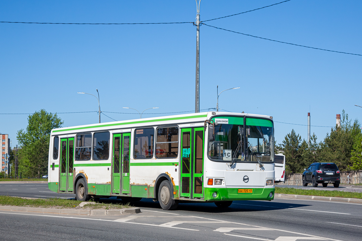 Ленинградская область, ЛиАЗ-5256.35 № АА 725 47