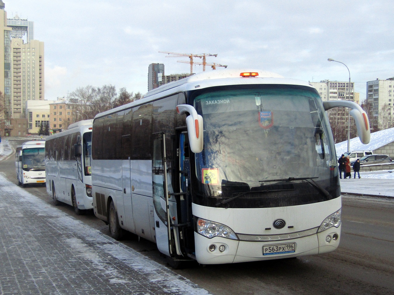 Свердловская область, Yutong ZK6938HB9 № Р 563 РХ 196