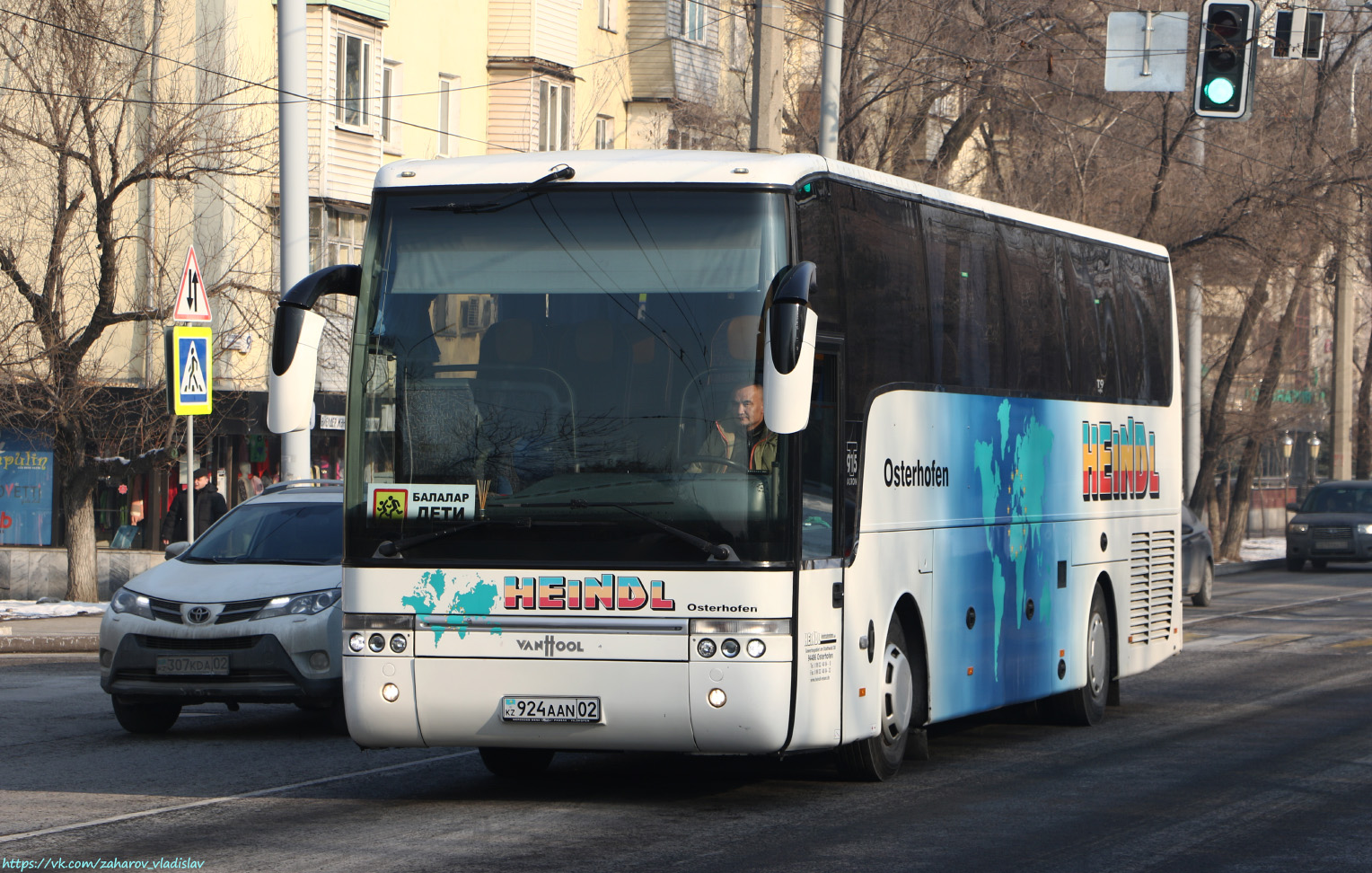 Алматы, Van Hool T915 Acron № 924 AAN 02