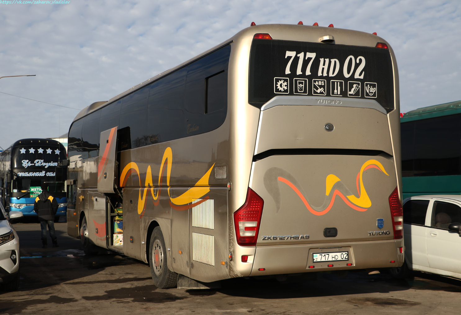 Туркестанская область, Yutong ZK6127H9 № 717 HD 02