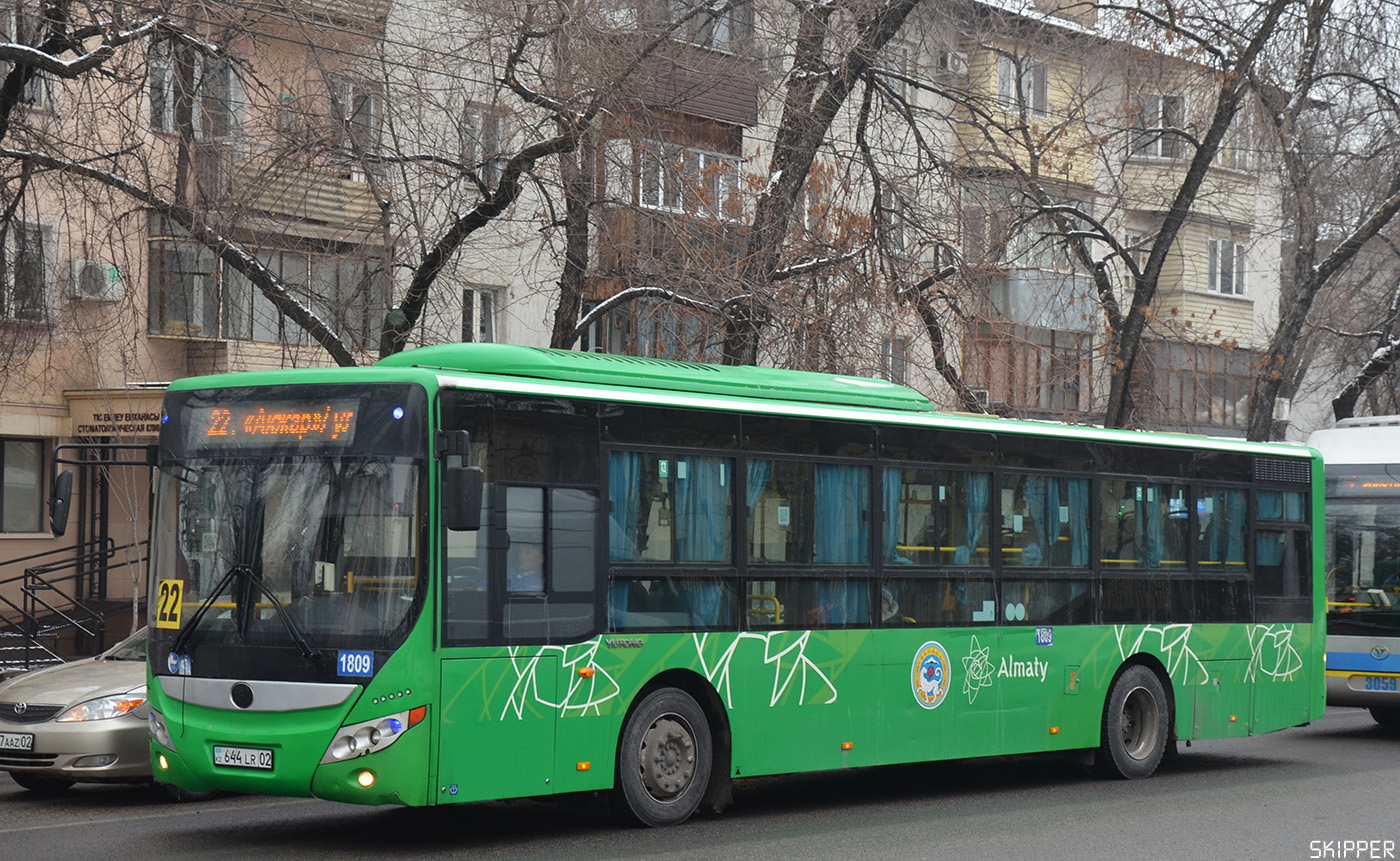 Алматы, Yutong ZK6118HGA № 1809