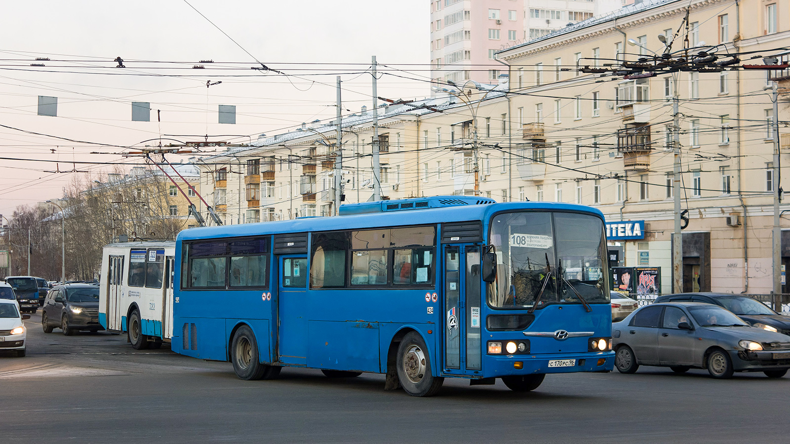 Свердловская область, Hyundai New Super AeroCity № 424