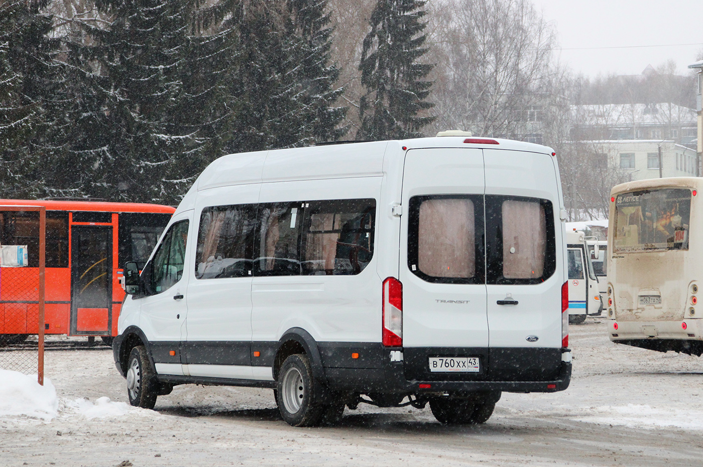 Кировская область, Ford Transit FBD [RUS] (X2F.ESG.) № х796