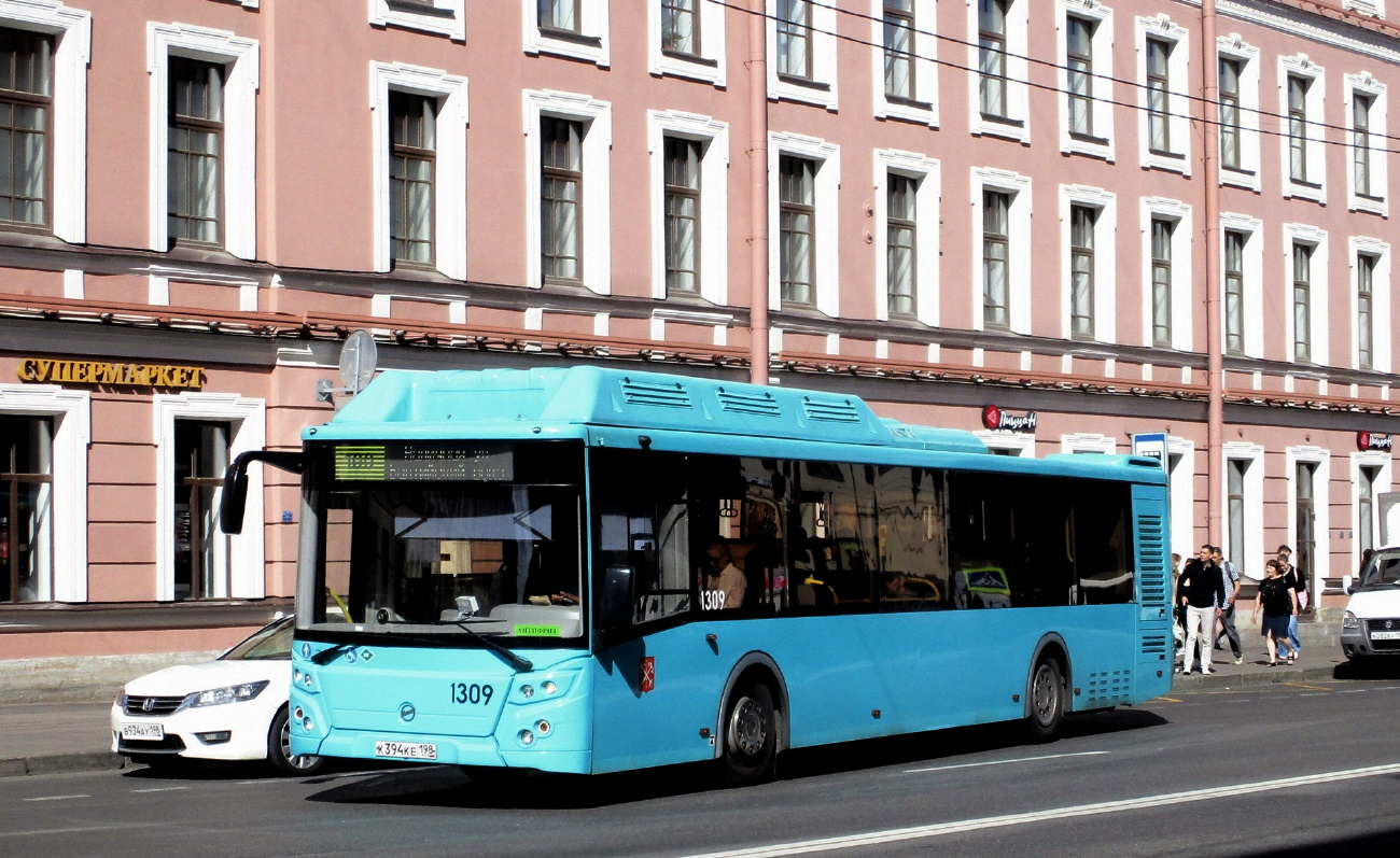 Saint Petersburg, LiAZ-5292.67 (CNG) # 1309