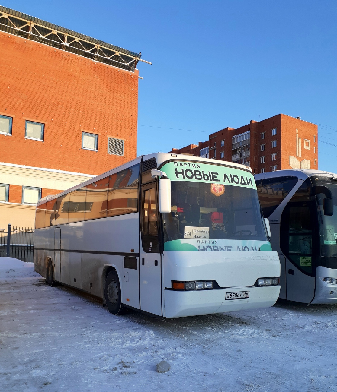 Orenburg region, Neoplan N316K Euroliner # В 850 ОУ 156