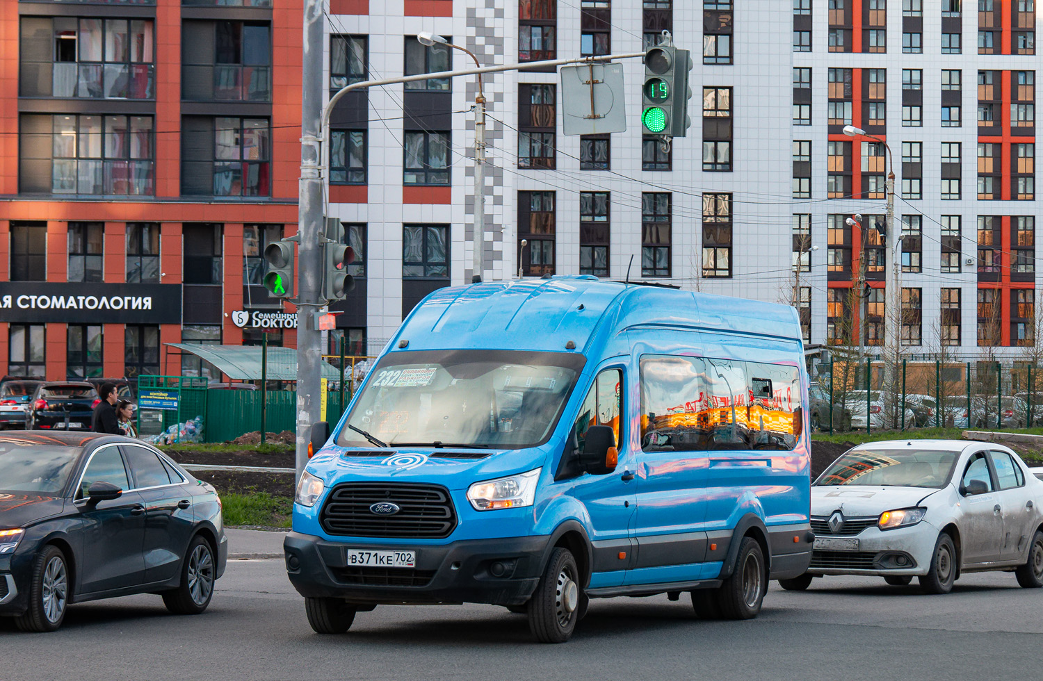 Башкортостан, Ford Transit FBD [RUS] (Z6F.ESG.) № В 371 КЕ 702