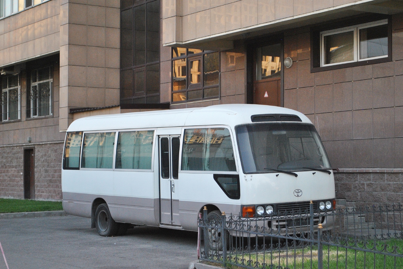 Алматы, Toyota Coaster HZB50L № 837 AJ 01