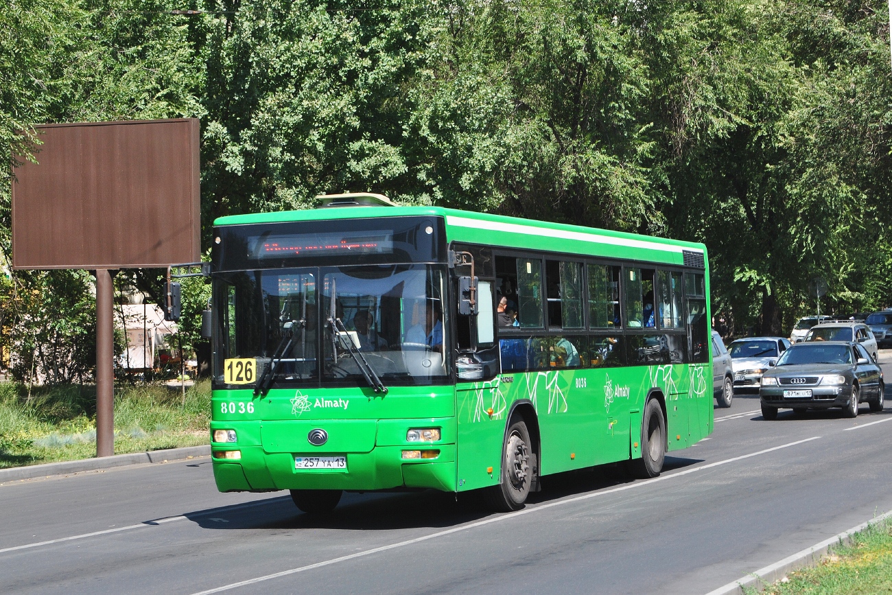 Алматы, Yutong ZK6108HGH № 8036