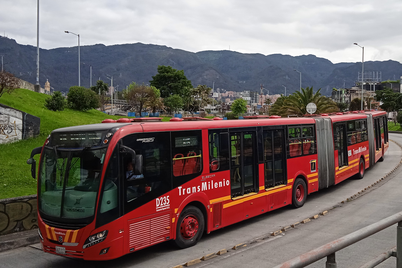 Колумбия, Busscar Urbanuss Pluss S5 BRT № D235