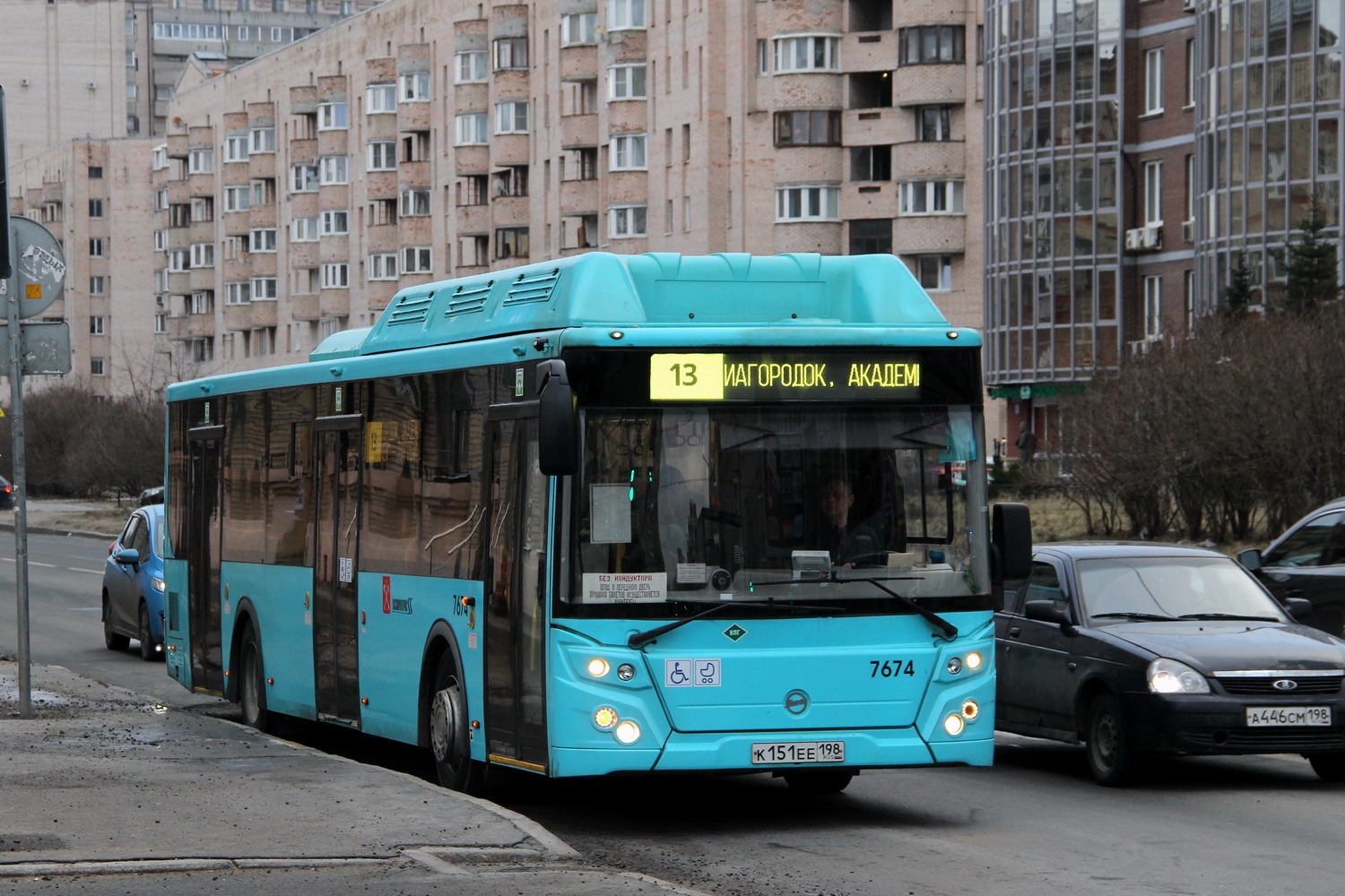 Petrohrad, LiAZ-5292.67 (CNG) č. 7674