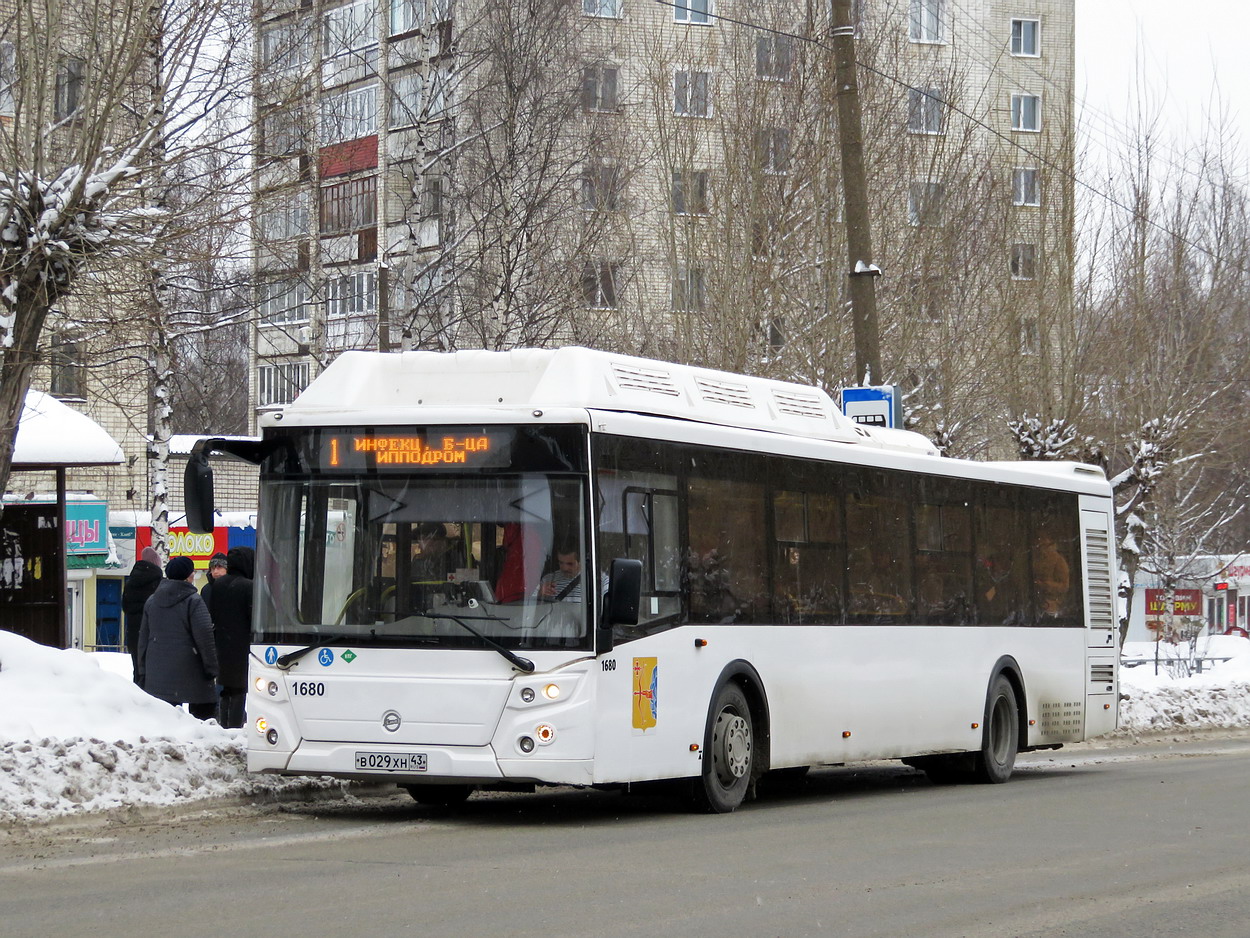 Кировская область, ЛиАЗ-5292.67 (CNG) № В 029 ХН 43