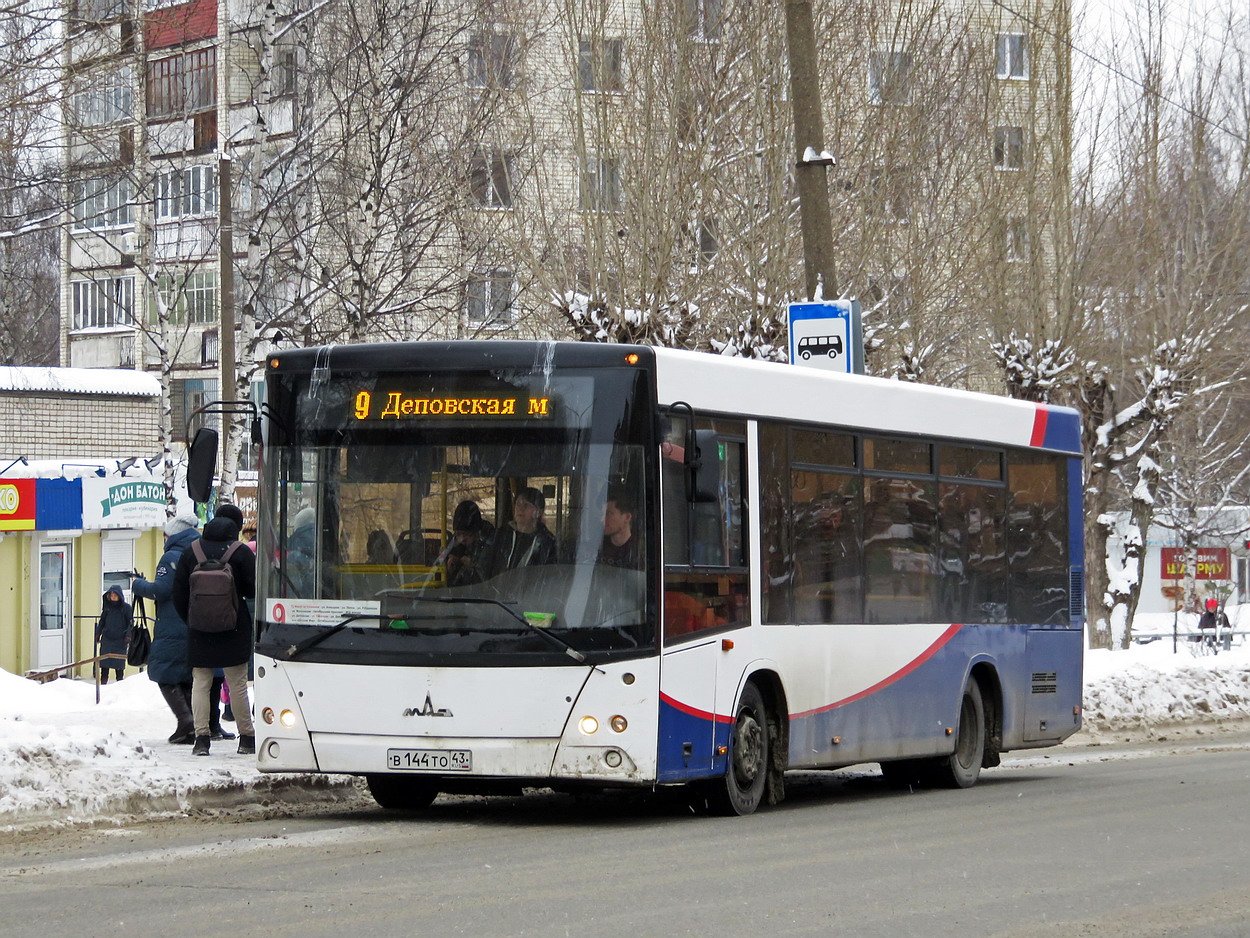 Кировская область, МАЗ-206.063 № В 144 ТО 43