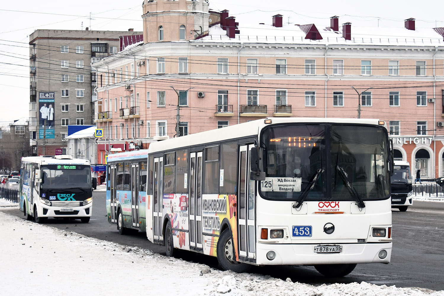 Omsk region, LiAZ-5256.53 Nr. 453; Omsk region, PAZ-320405-04 "Vector Next" Nr. Х 717 ЕХ 55; Omsk region — Bus stops